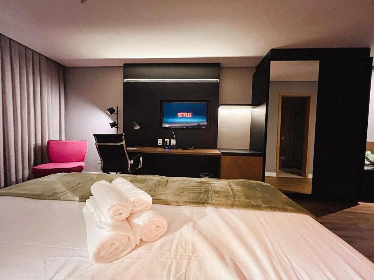 Quartos No Qs Marista กัวยาเนีย ภายนอก รูปภาพ